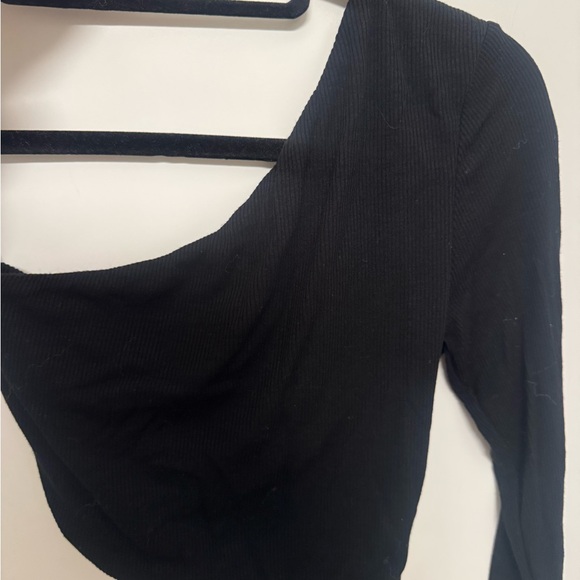 Superdown Top - Picture 4 of 4